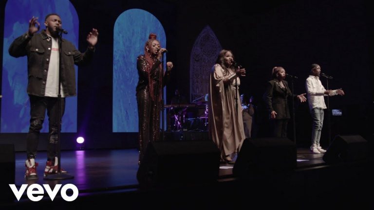 Tasha Cobbs Leonard – Jesus Lover Of My Soul (feat. The Walls Group) (Performance Video)